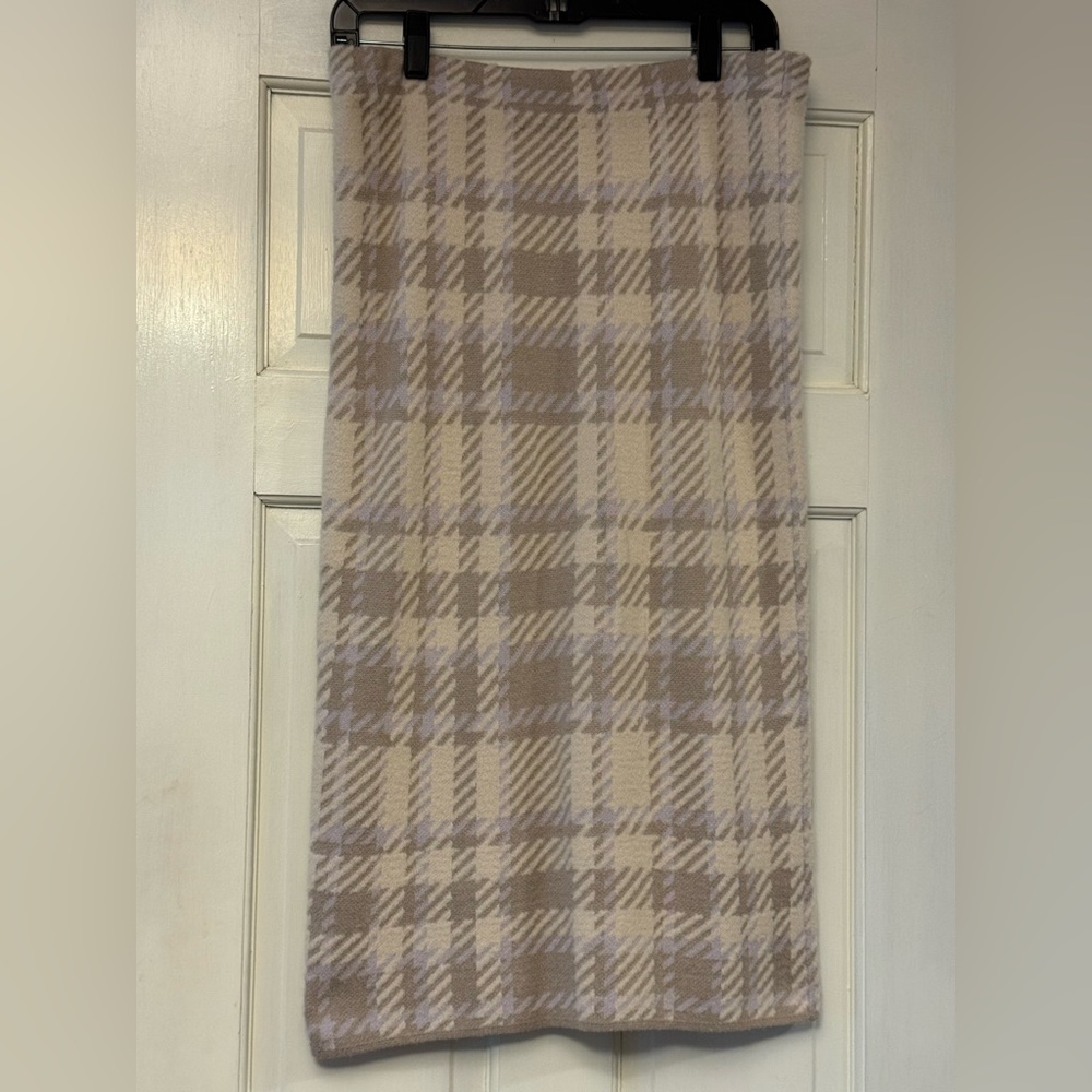 Ann Taylor Checkered Skirt Set in Cream and Tan - Picture 7 of 13